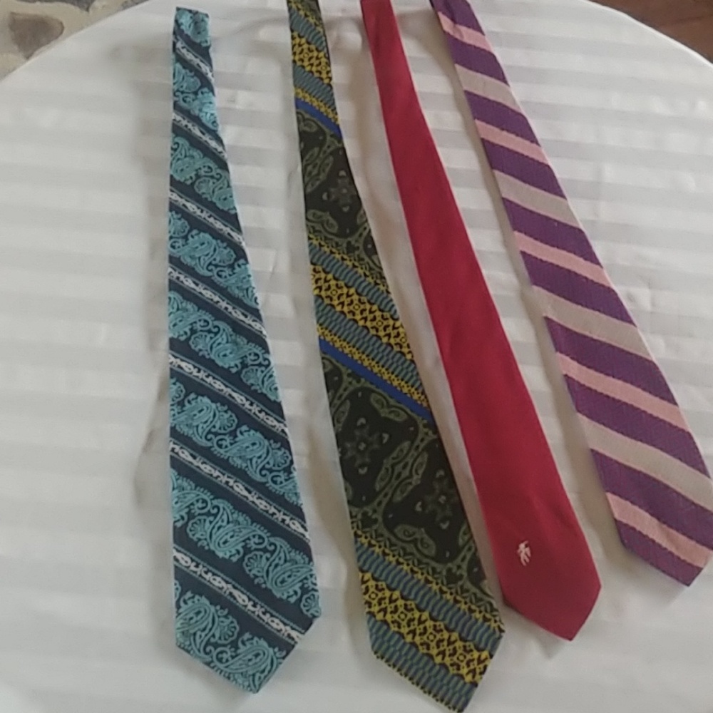 FOUR TIES